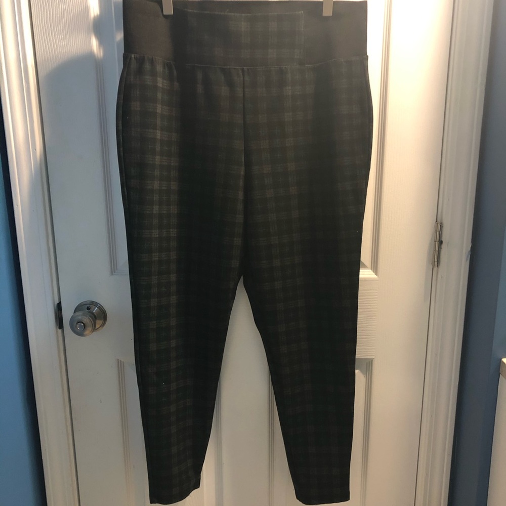 BOGO/50 Maurice’s pull on plaid skinny pants